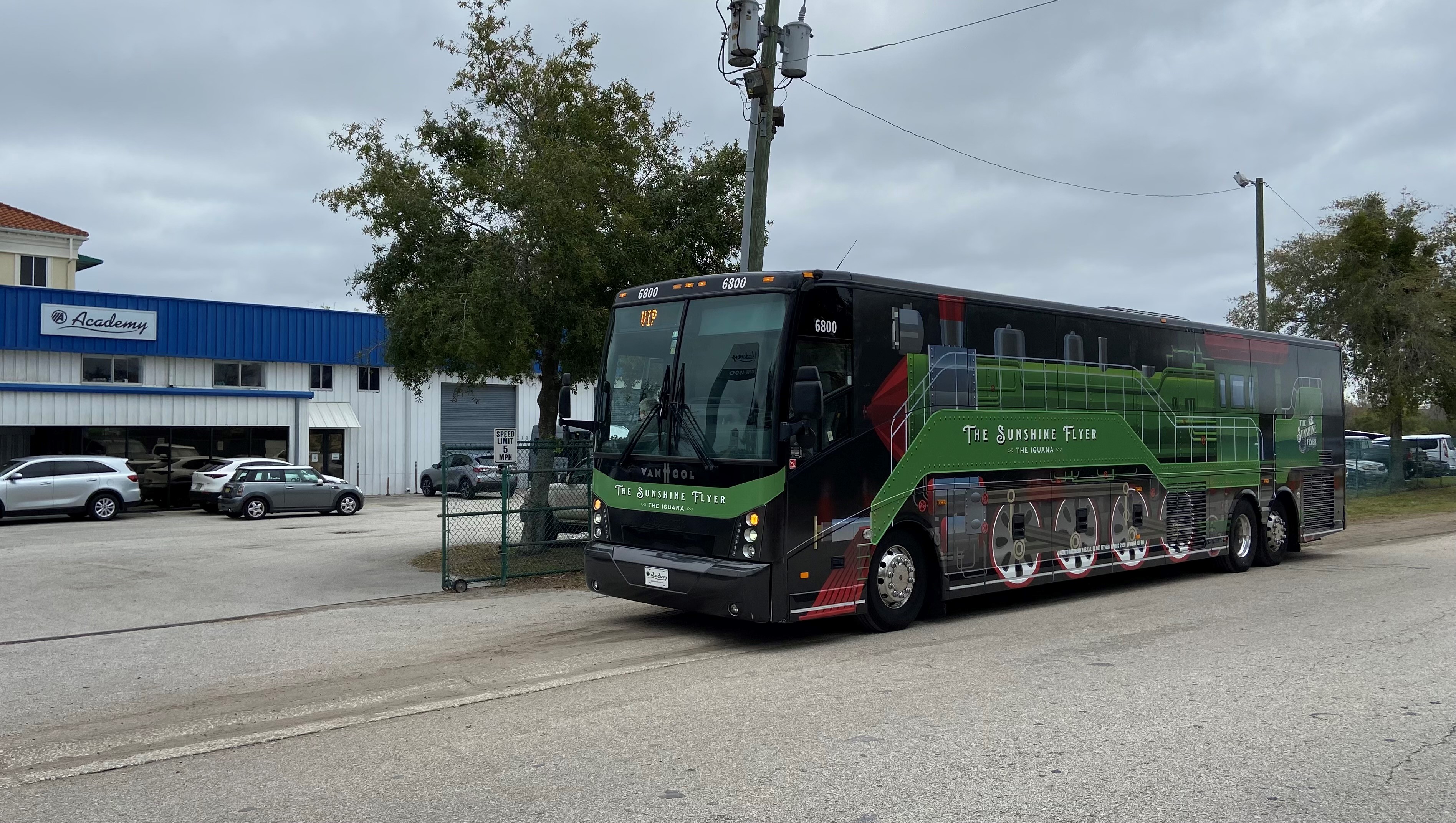 Academy Bus Tapped to Supplement Sunshine Flyer Fleet in Orlando, FL 